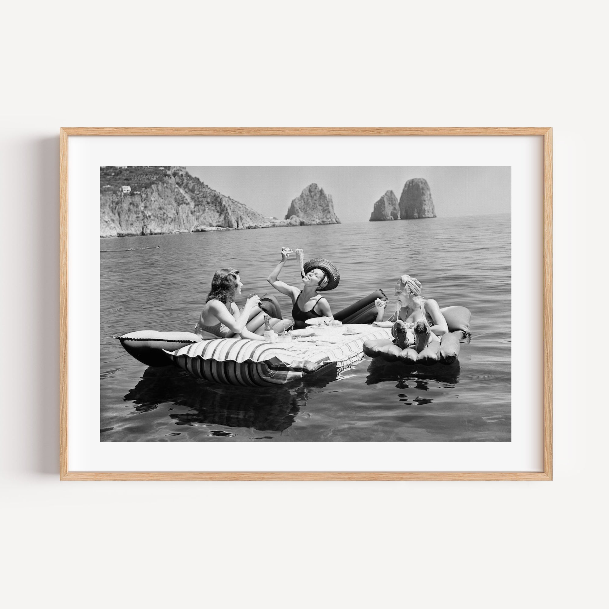 Three Ladies & Pasta 1939 Capri — Black & White