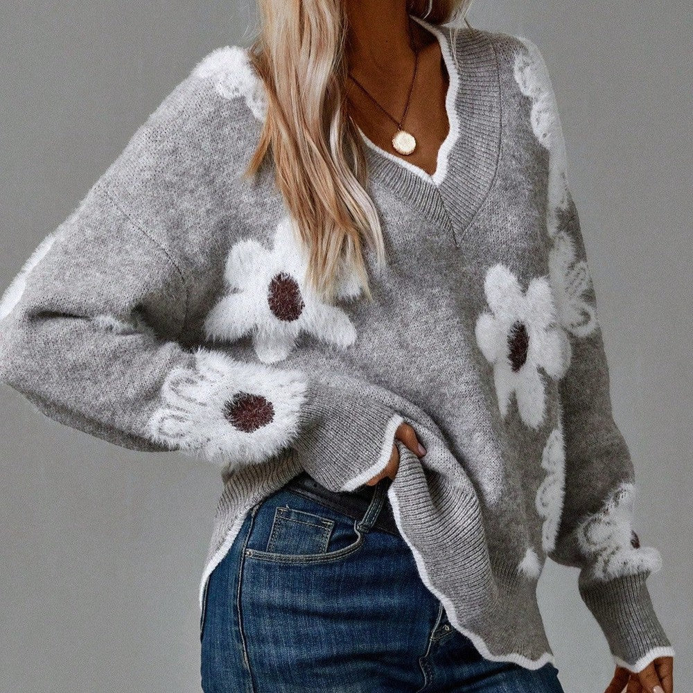 Krystyna | Elegancki sweter z kwiatowym dekoltem v