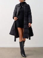 ISA | Pikowany płaszcz z paskami i szerokim kołnierzem