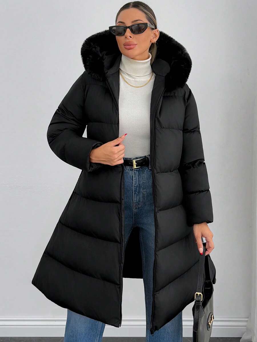 ISA | Pikowany płaszcz z paskami i szerokim kołnierzem