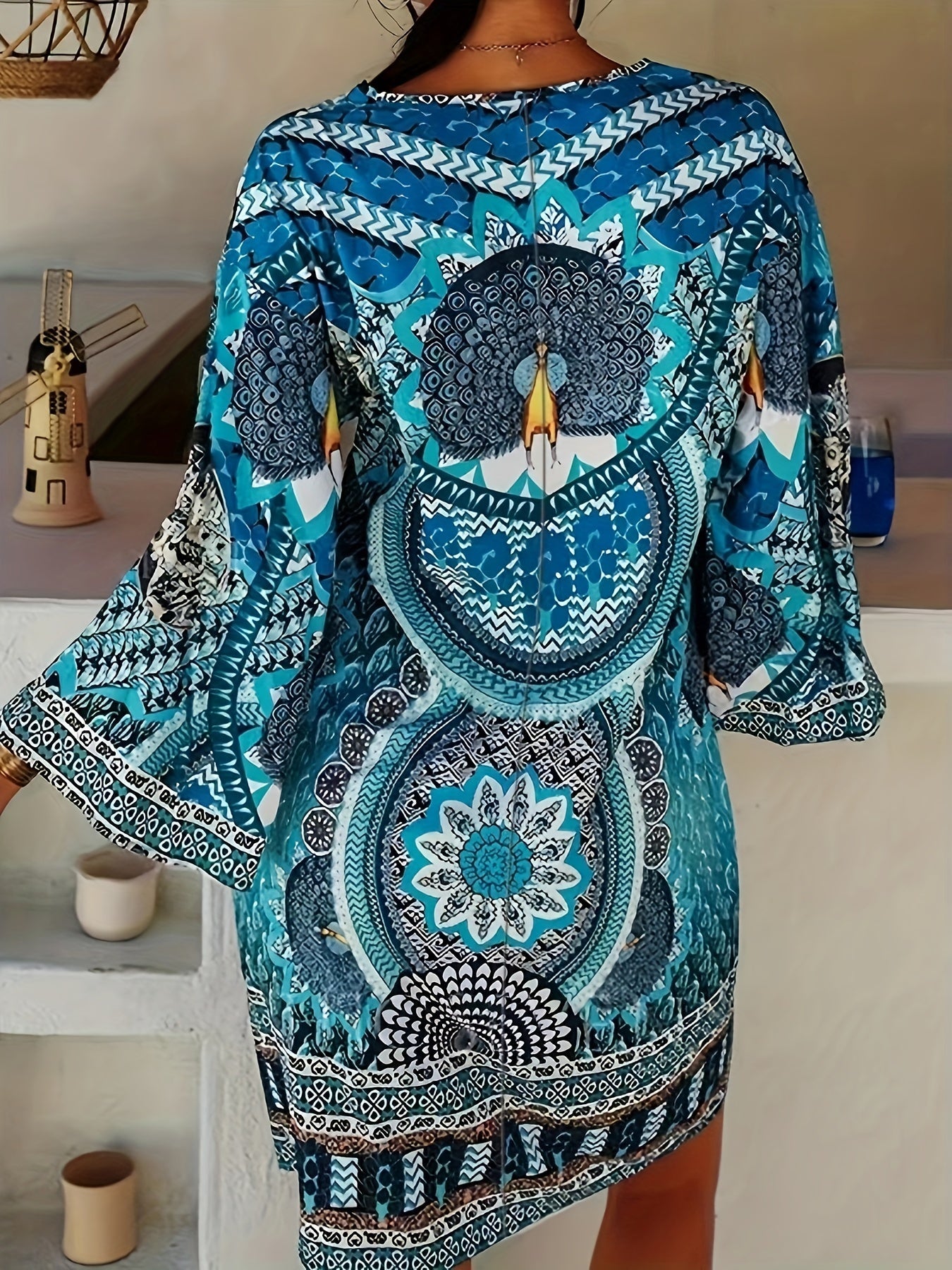 Mara | Sukienka Midi Plus Size z Etnicznym Wzorem i Dekoltem V