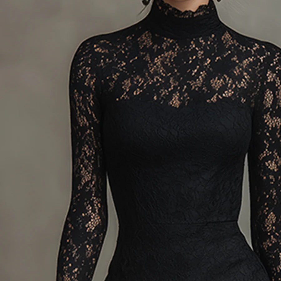 Elwira | Elegancka czarna sukienka maxi z koronką