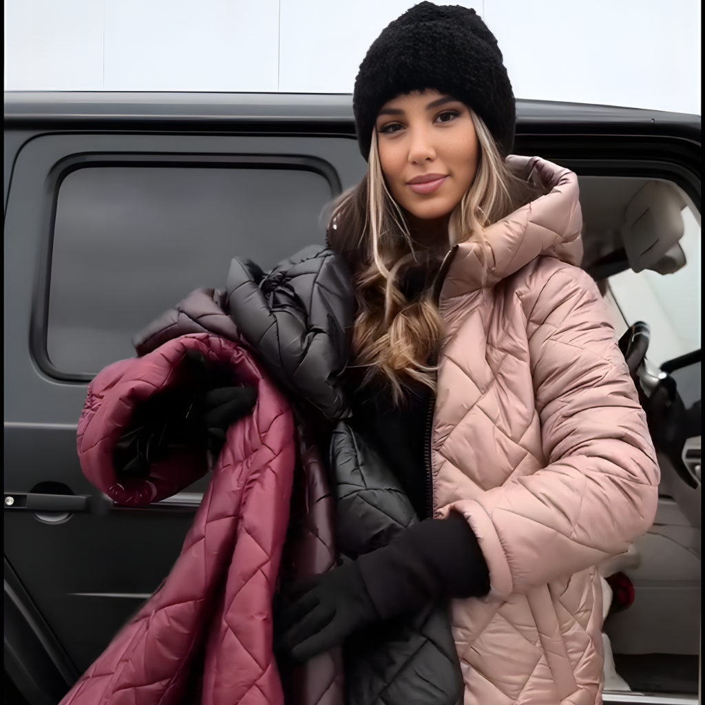 CELINA | Elegancka pikowana kurtka puchowa z bluzką