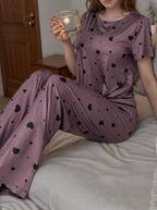 Piżamka fioletowa w czarne serduszka